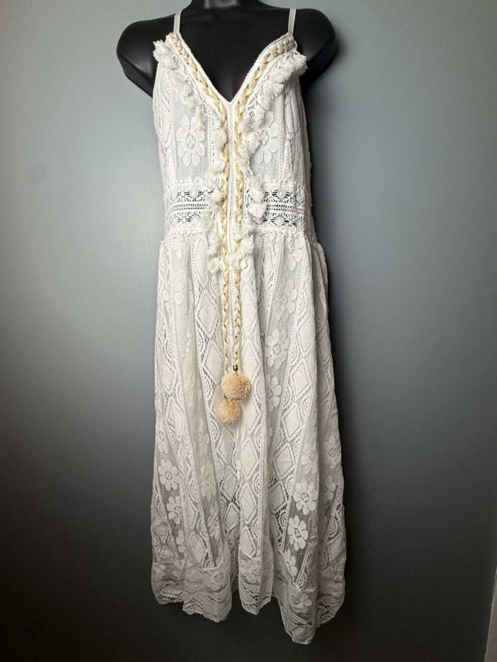 Boho Hi-Lo Lined Summer Halter Dress With Crochet Embellishment No Tags